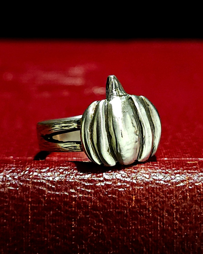 Autumn Pumpkin Ring - Size Q 1/2