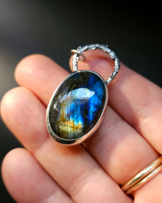 Labradorite Woodland Pendant