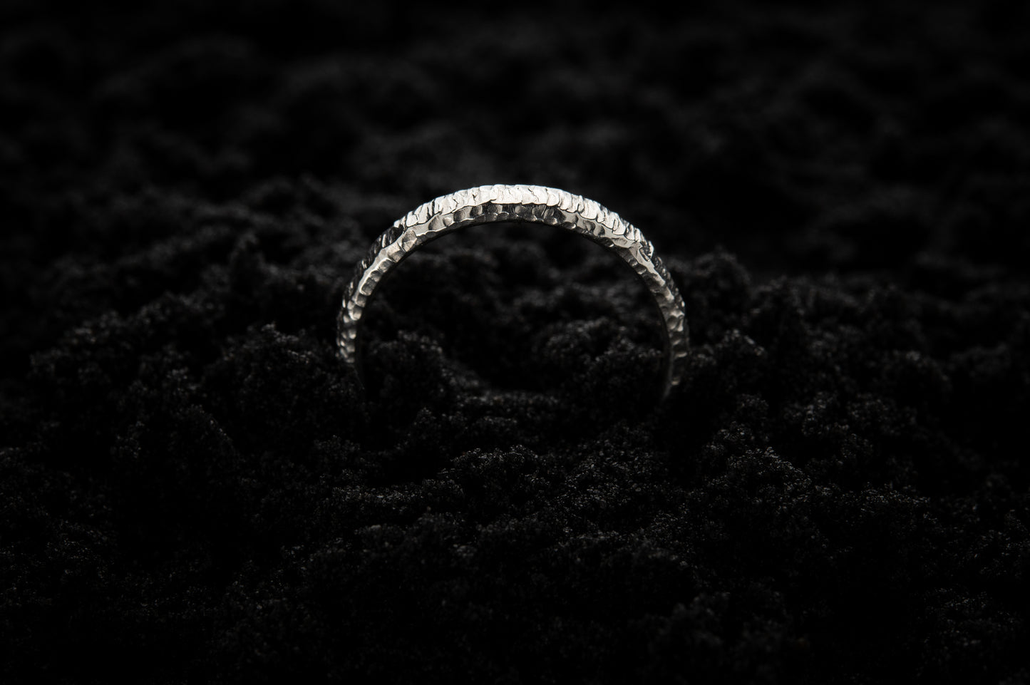 Sól Wedding Ring