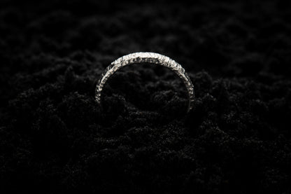 Sól Wedding Ring